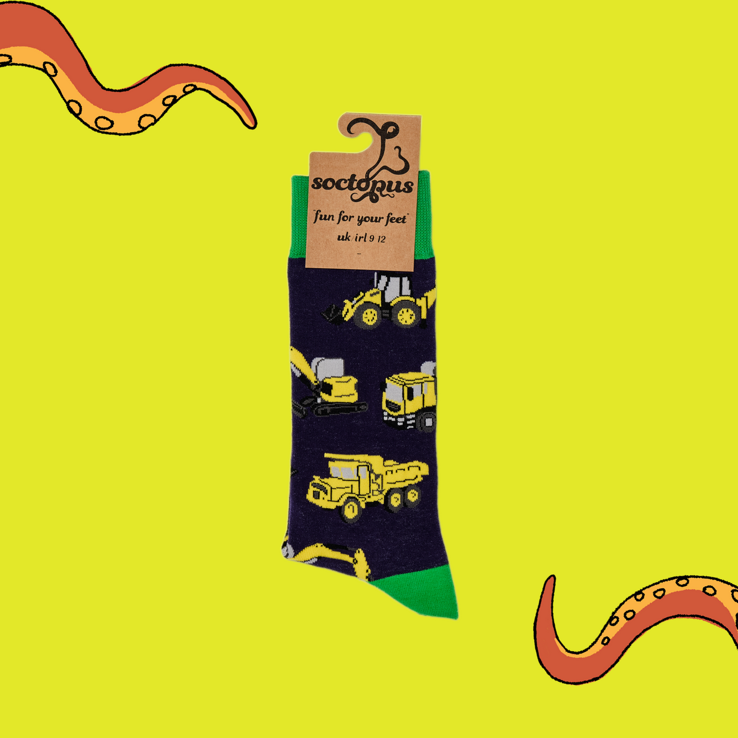 
                  
                    A pair of socks depicting yellow diggers and construction vehicles. Dark blue legs, green cuff, heel and toe. In Soctopus Packaging.
                  
                