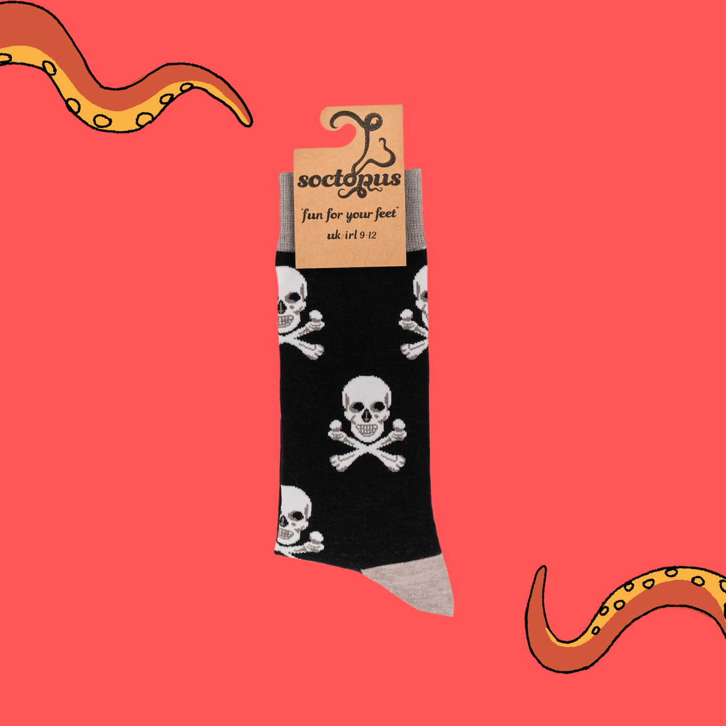 
                  
                    A pair of socks depicting the skull and crossbones. Black legs, grey cuff, heel and toe. In Soctopus Packaging.
                  
                