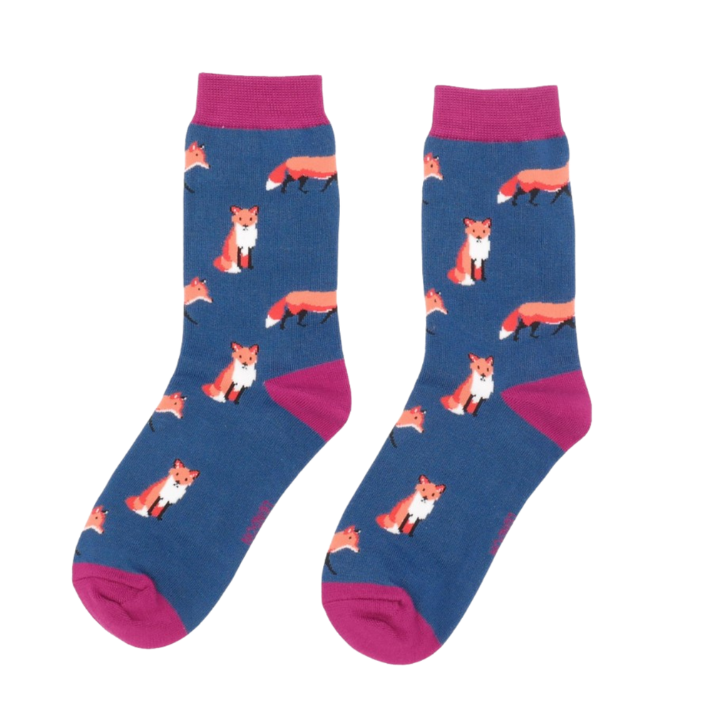 
                  
                    A pair of socks featuring a cute fox design. Dark Blue legs, pink cuff, heel and toe.
                  
                