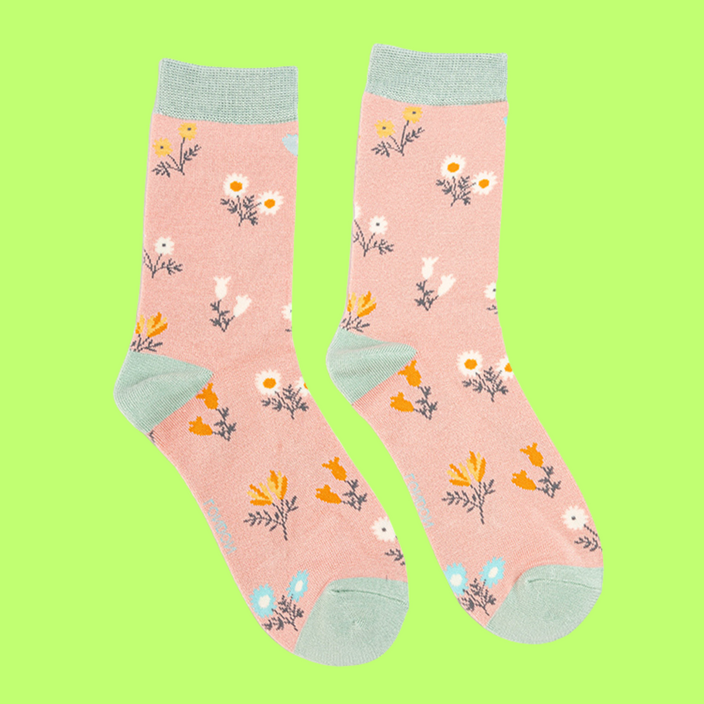 
                      
                        Dainty Floral Bamboo Socks - Miss Sparrow
                      
                    