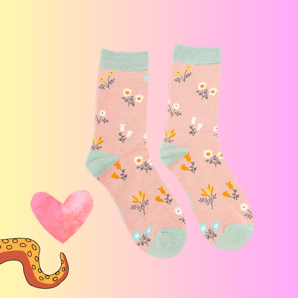 
                      
                        Dainty Floral Bamboo Socks - Miss Sparrow
                      
                    