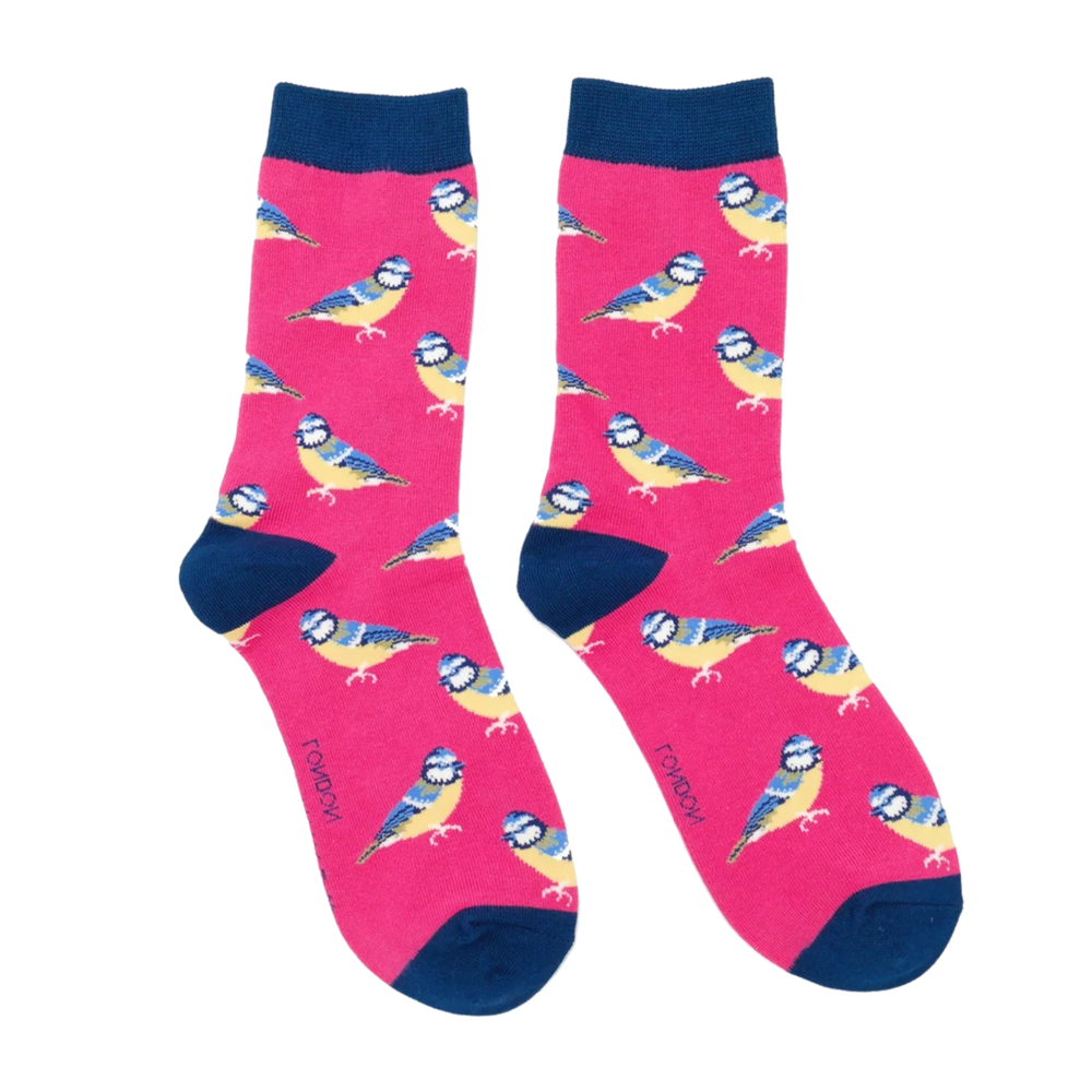 
                      
                        A pair of socks depicting Bluetits. Hot pink legs, navy toe, cuff and heel.
                      
                    